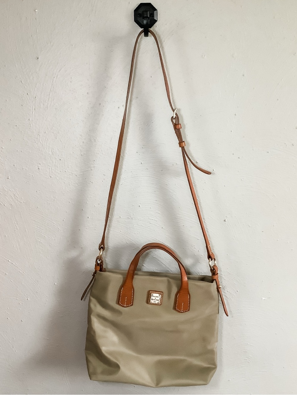 NWOT Dooney & Bourke Windam Nylon Cleo Khaki Tote with Leather Trim